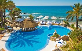 Oceano Beach Hotel